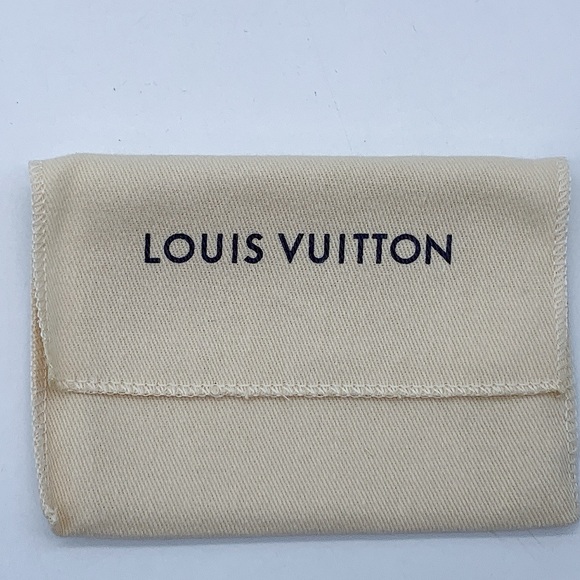 Louis Vuitton LV Cowhide Leather Key Holder - Picture 13 of 16